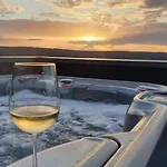 Golden Sunset Wellness Apartment Recht