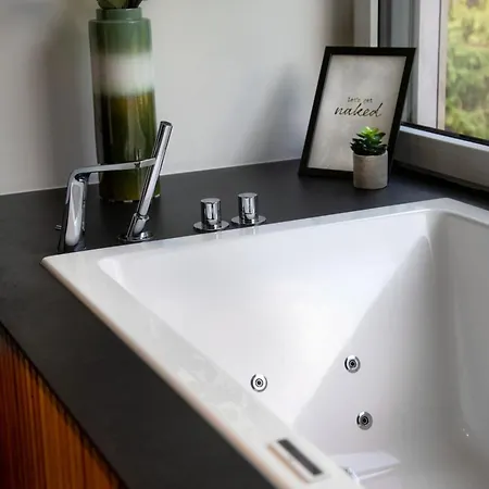 Διαμέρισμα Golden Sunset Wellness Recht