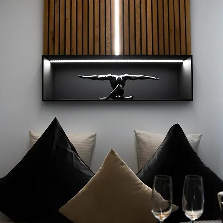 Golden Sunset Wellness Recht